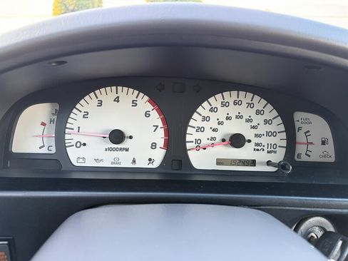 Used 2003 Toyota Tacoma PreRunner RWD image 17