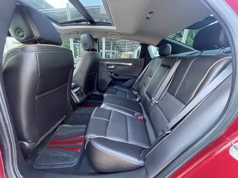 Used 2018 Chevrolet Impala Premier w/ Premier Convenience Package FWD image 19