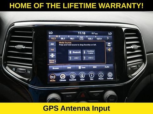 Used 2020 Jeep Grand Cherokee Altitude AWD/4WD image 23