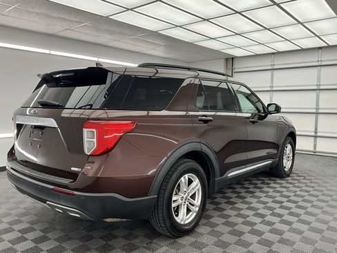 Used 2020 Ford Explorer XLT w/ Equipment Group 202A image 24