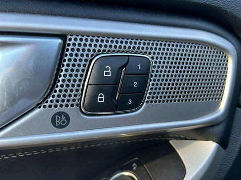 Used 2021 Ford Explorer Limited w/ Hybrid Equipment Group 310A image 19