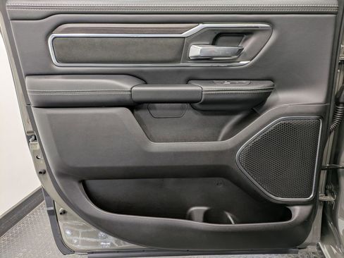 Used 2026 RAM 1500 Laramie AWD/4WD image 23