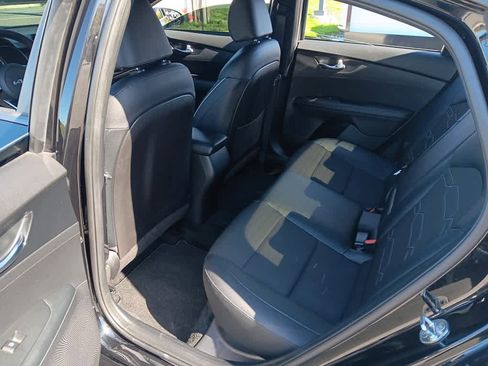 Used 2022 Kia Forte GT-Line w/ GT-Line Technology Package FWD image 13