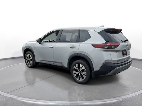 Used 2023 Nissan Rogue SV AWD/4WD image 6
