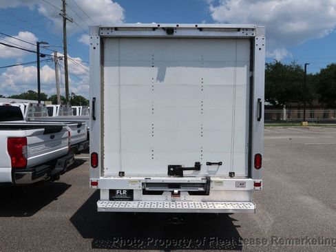 Used 2019 Ford Transit 350 156 DRW RWD image 4