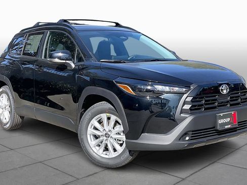 New 2026 Toyota Corolla Cross LE image 2