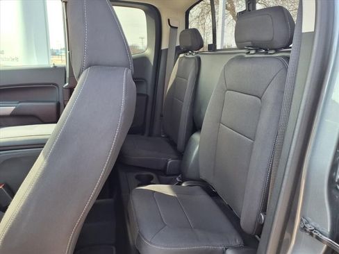 Used 2021 Chevrolet Colorado LT w/ LT Convenience Package image 16