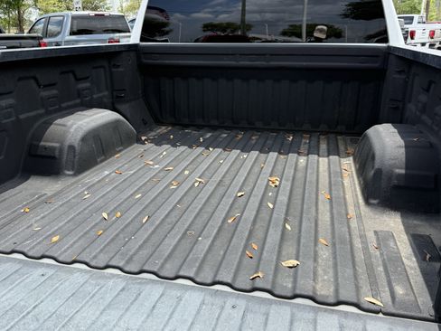 Used 2020 Chevrolet Silverado 1500 Custom w/ Custom Value Package image 28