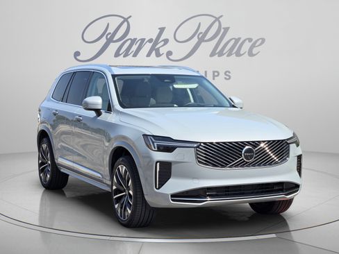 Used 2026 Volvo XC90 B6 Ultra AWD/4WD image 8