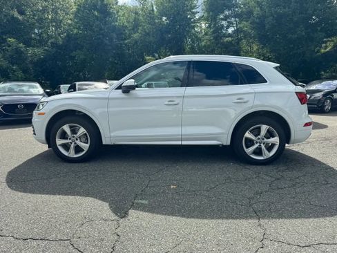 Used 2020 Audi Q5 2.0T Premium Plus w/ Premium Plus Package AWD/4WD image 2
