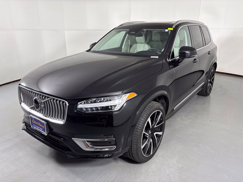 Used 2023 Volvo XC90 B6 Plus w/ Protection Package Premier AWD/4WD image 4