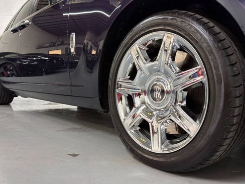 Used 2010 Rolls-Royce Ghost RWD image 7