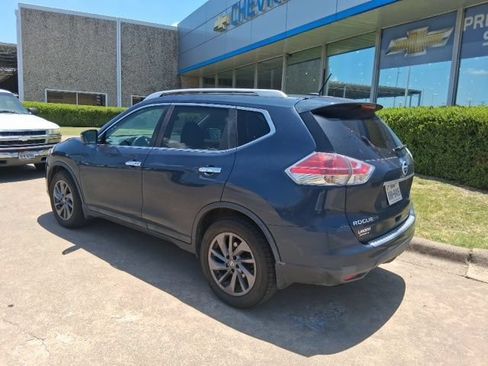 Used 2016 Nissan Rogue SL w/ SL Premium Package FWD image 3