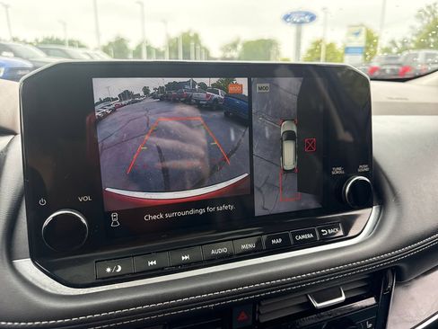 Used 2021 Nissan Rogue SL w/ Premium Package AWD/4WD image 33