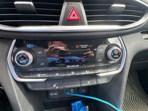 Used 2019 Hyundai Santa Fe Limited FWD image 25