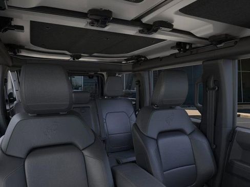 New 2026 Ford Bronco Badlands image 12