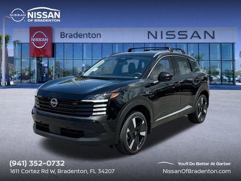 New 2025 Nissan Kicks SR image 1