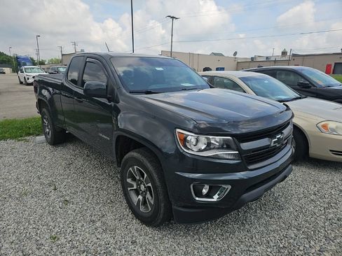 Used 2017 Chevrolet Colorado Z71 AWD/4WD image 6