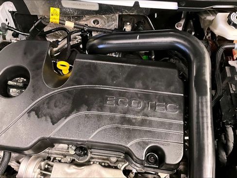 Used 2024 GMC Terrain SLE FWD image 31