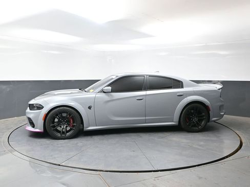 Used 2022 Dodge Charger SRT Hellcat w/ Harman/Kardon Audio Group RWD image 10