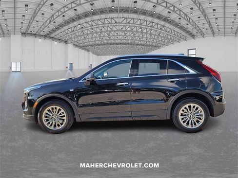 Used 2025 Cadillac XT4 Premium Luxury image 4