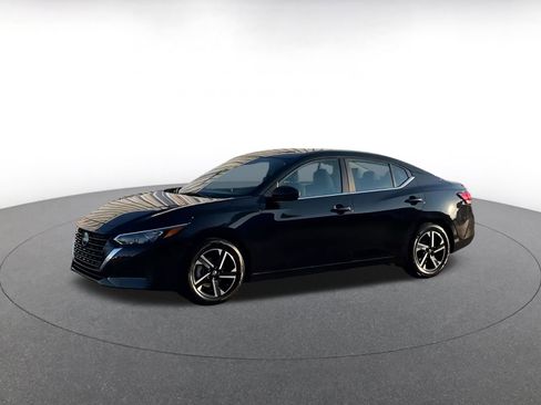 Used 2024 Nissan Sentra SV image 4