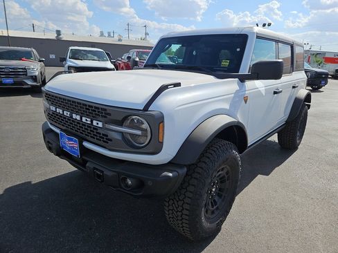 New 2026 Ford Bronco Badlands AWD/4WD image 4