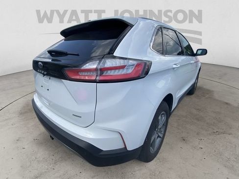 Used 2024 Ford Edge SEL w/ Convenience Package AWD/4WD image 9