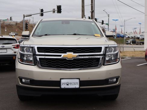 Used 2015 Chevrolet Tahoe LT w/ Luxury Package image 2