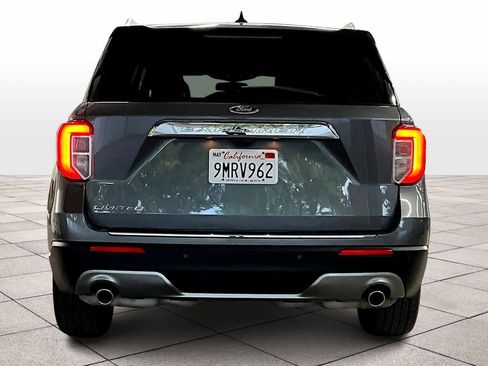 Used 2022 Ford Explorer Limited w/ Equipment Group 301A image 6