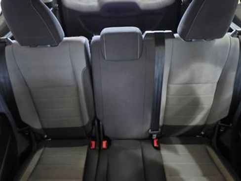 Used 2017 Ford Escape S image 23