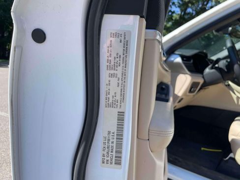 Used 2023 Jeep Grand Cherokee L Limited w/ Trailer Tow Group (B) RWD image 20