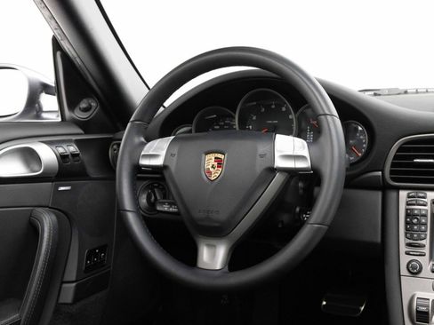 Used 2006 Porsche 911 Carrera RWD image 10