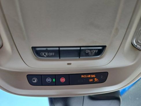 Used 2021 Buick Envision Essence w/ Sport Touring Package image 35