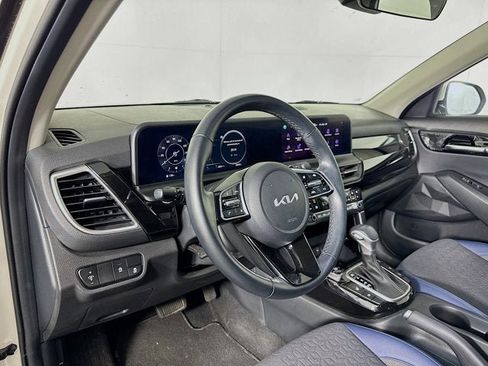 Used 2024 Kia Seltos S AWD/4WD image 9
