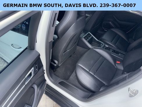 Used 2019 Porsche Panamera GTS image 33