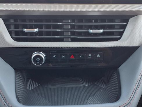 New 2026 Ford Explorer Active RWD image 22
