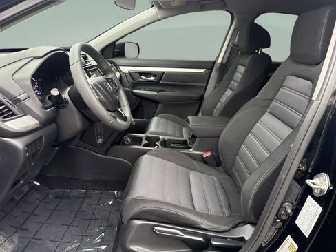 Used 2018 Honda CR-V LX image 11