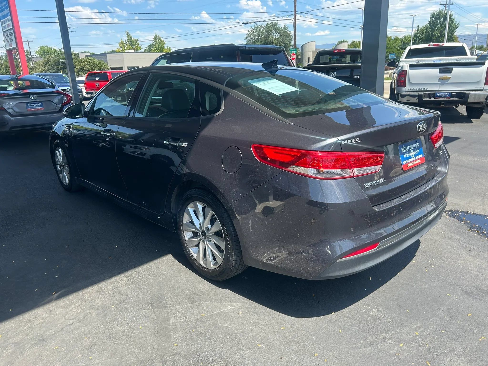 Used 2017 Kia Optima EX w/ Premium Package FWD image 12