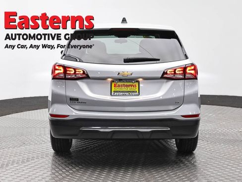 Used 2022 Chevrolet Equinox LT FWD image 6