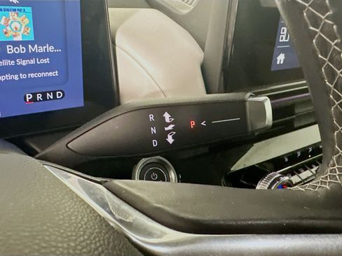 Used 2024 Honda Prologue Touring image 25