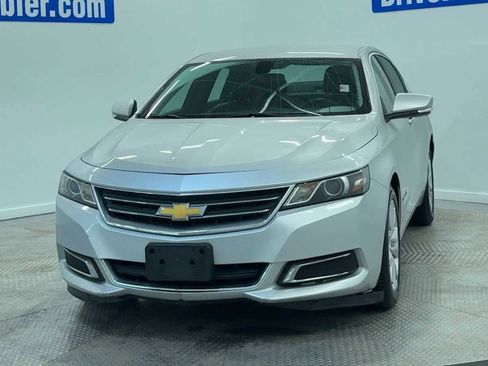 Used 2016 Chevrolet Impala LT image 3