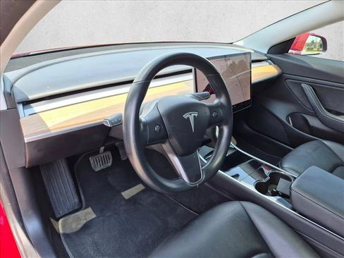 Used 2018 Tesla Model 3 Long Range RWD image 10