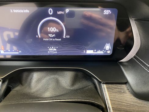 Used 2025 Jeep Grand Cherokee L Limited w/ Black Appearance Package image 39