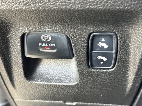 Used 2019 RAM 1500 Big Horn image 32