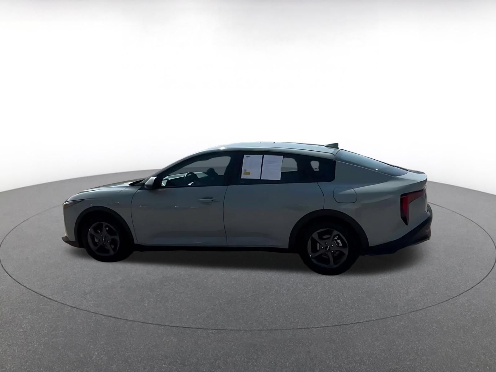 Used 2026 Kia K4 FWD image 8