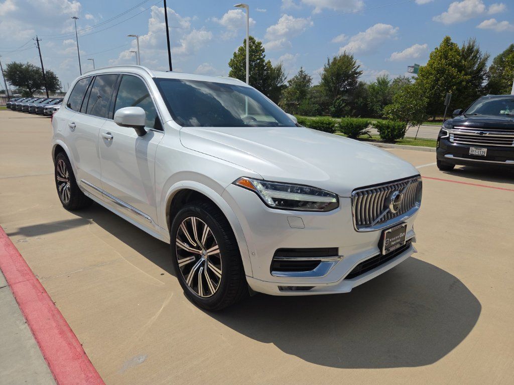 Used 2020 Volvo XC90 T6 Inscription w/ Protection Package Premier AWD/4WD image 3