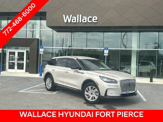 Used 2023 Lincoln Corsair FWD image 1