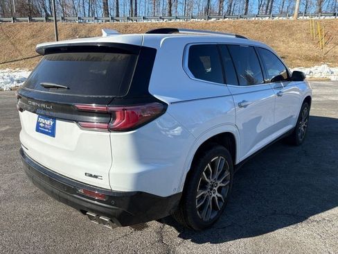 Used 2026 GMC Acadia Denali Ultimate image 7