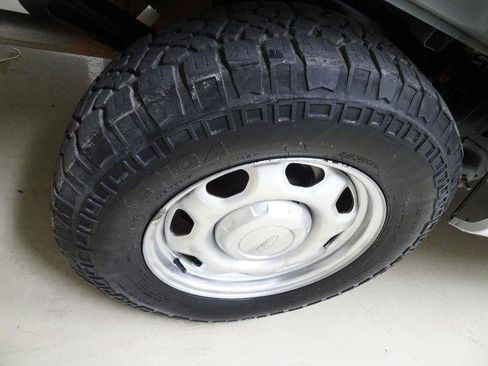Used 2010 Ford F150 XL RWD image 7